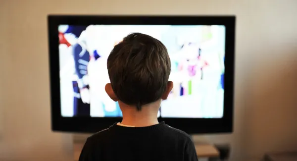 BabyTV, Sandmännchen und Co. – Lernen Babys durchs Fernsehen? 
